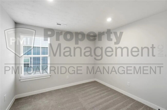 Building Photo - 414 Sydney Dr