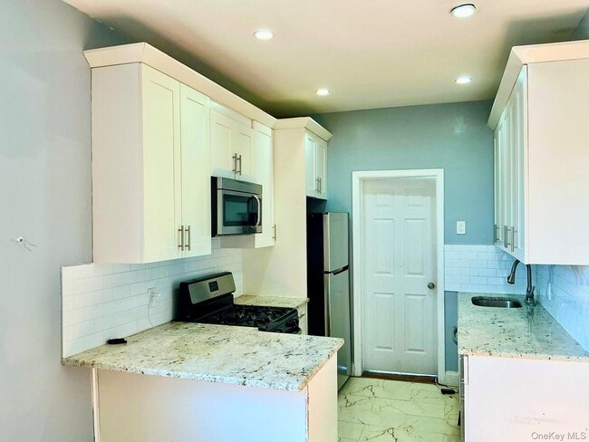 Building Photo - 118-14 219th St