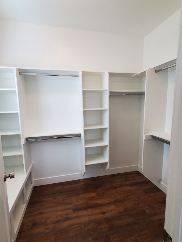 Building Photo - 2183 525 W