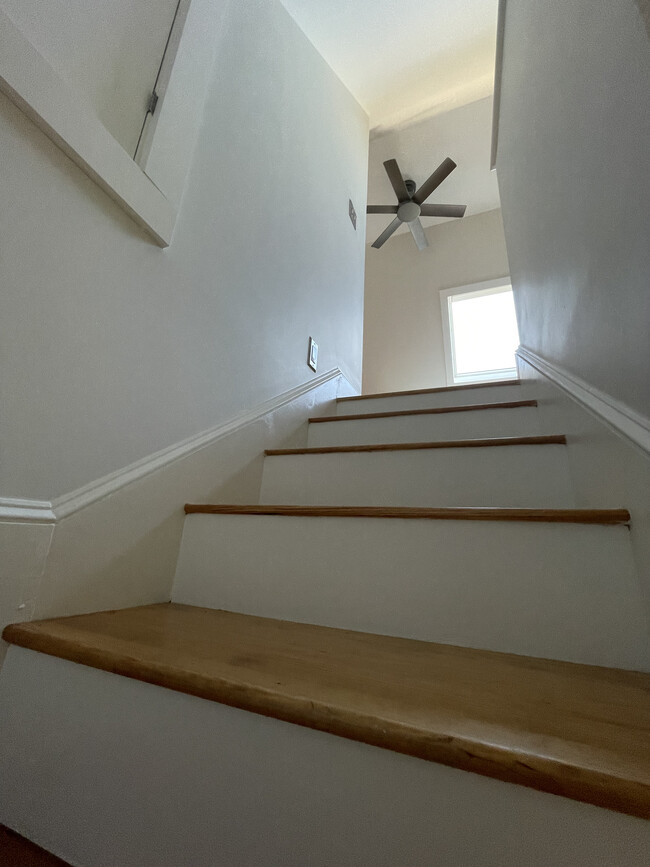 Third Floor Loft Back Interior Stairwell - 18 North St