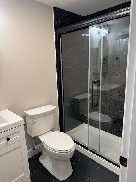 Building Photo - 36 Gould St