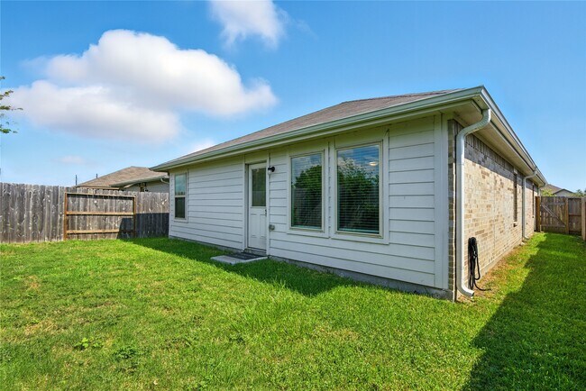 Building Photo - 4347 Palmetto Grv Ln