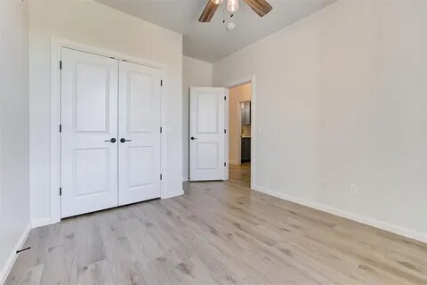 Building Photo - 3007 Pescara Dr