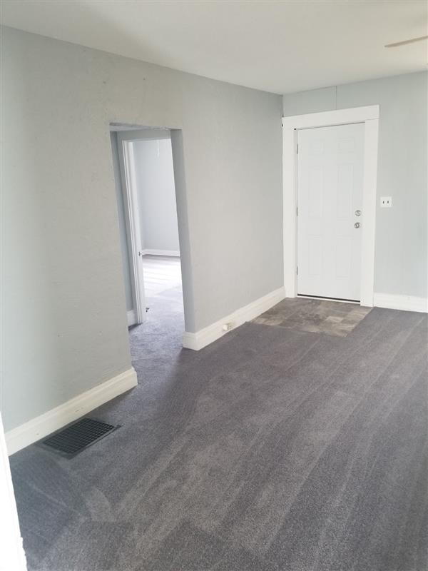 Centrally Located Close To UCM And Downtown 316 Grover St Warrensburg