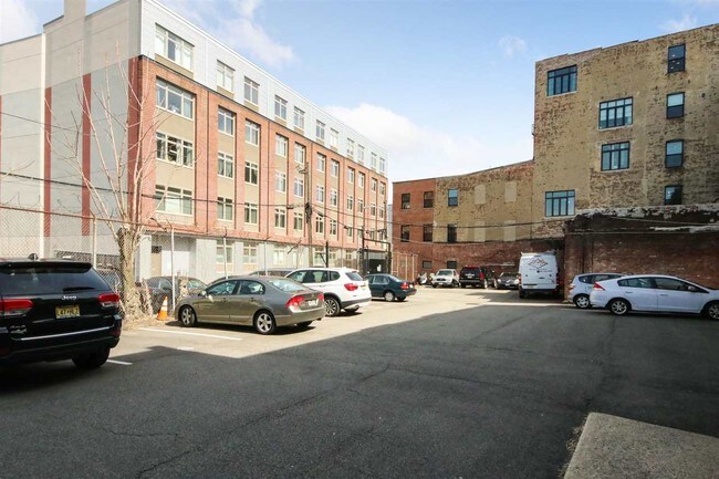 Building Photo - 200 Christopher Columbus Dr