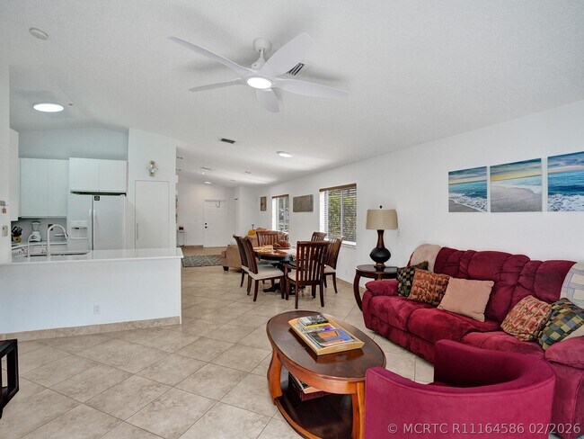 Building Photo - 1245 SW 46th Way