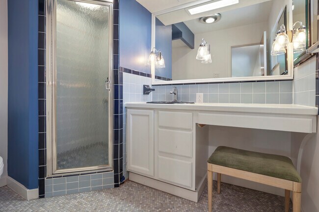 Master Bath - 2663 Charing Rd