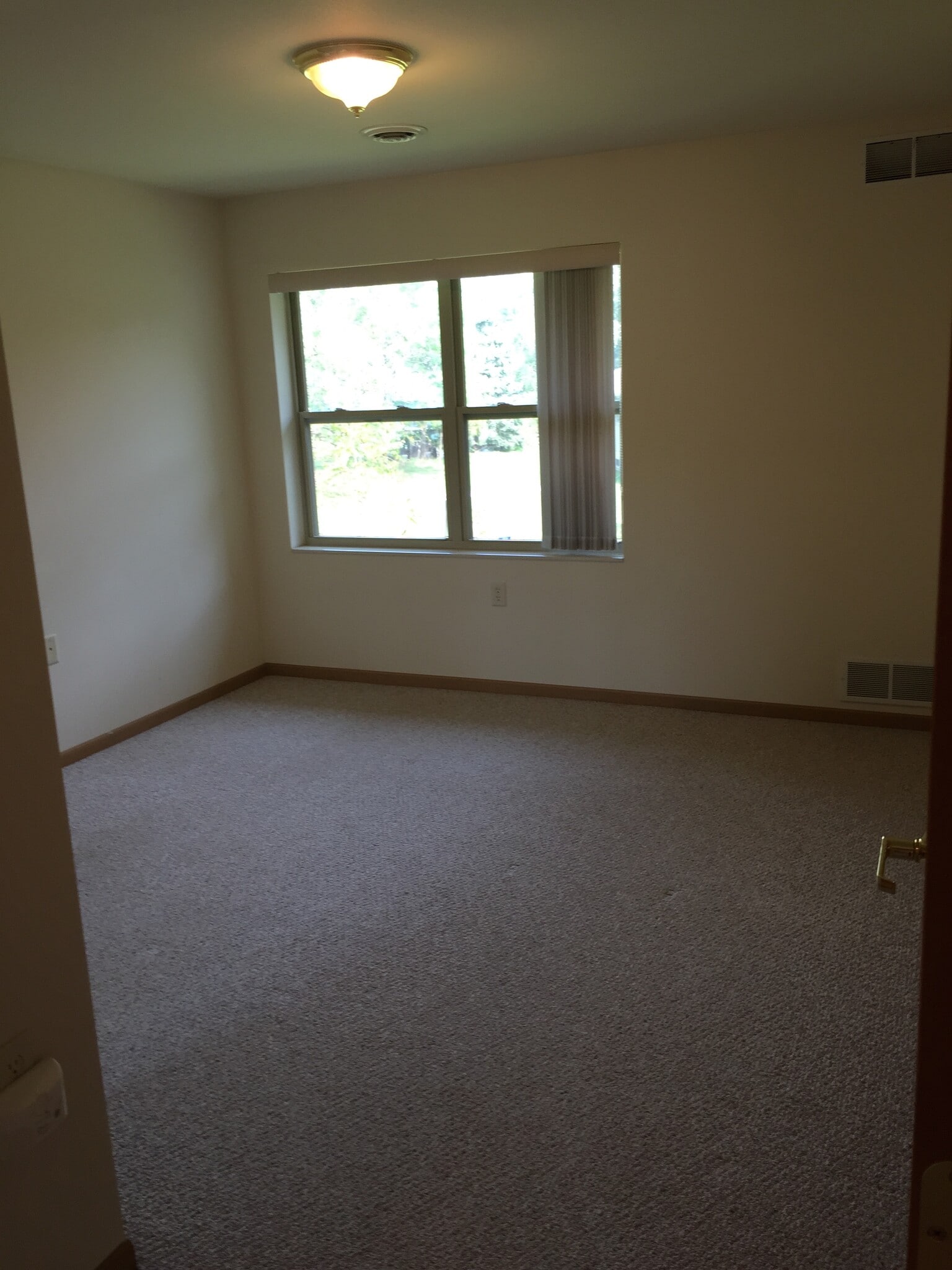 Building Photo - 616 Westwynd Ct