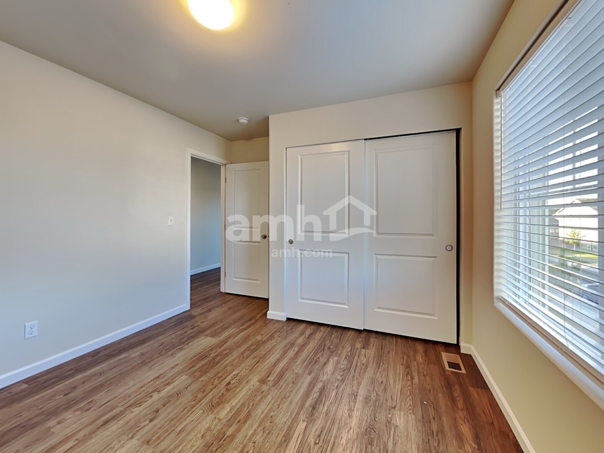 Building Photo - 18960 112th Ave Ct E