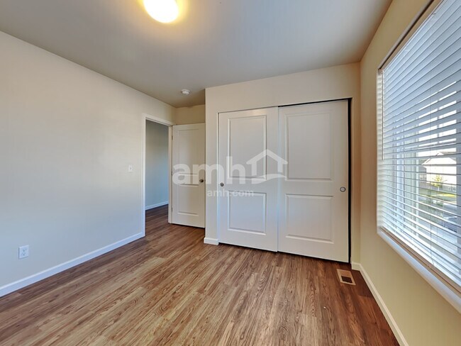 Building Photo - 18960 112th Ave Ct E