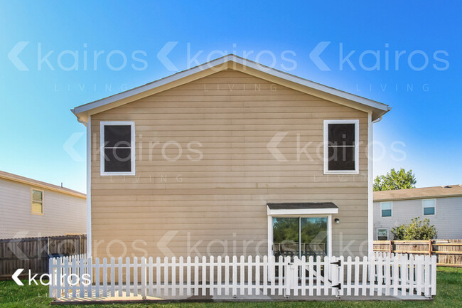 Building Photo - 1621 Vineridge Lane