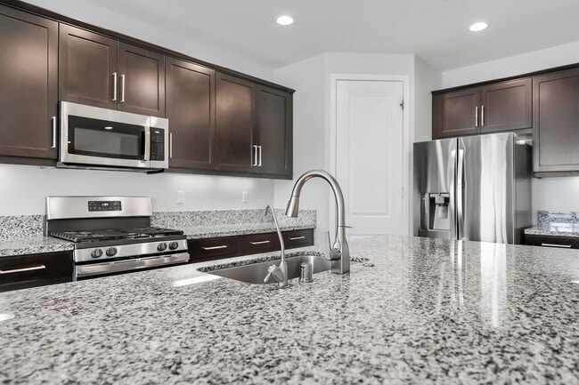 Building Photo - 40632 Firenze Ct
