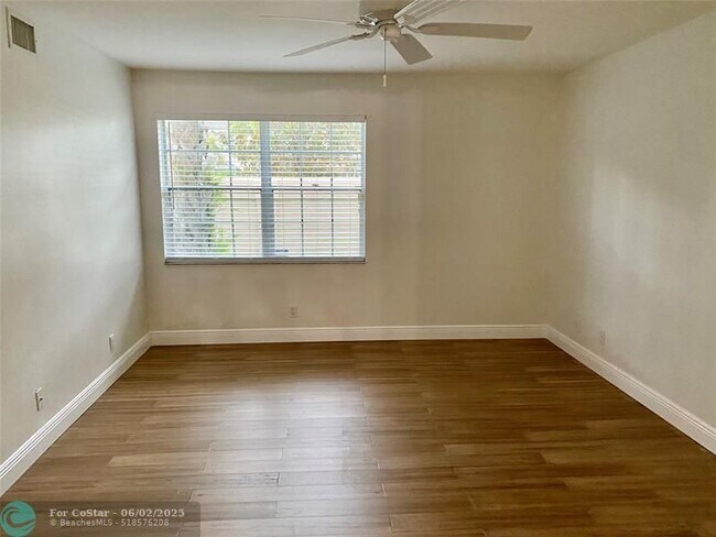 Building Photo - 5357 Buckhead Cir