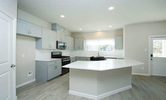 Building Photo - 12907 Andromeda Ct