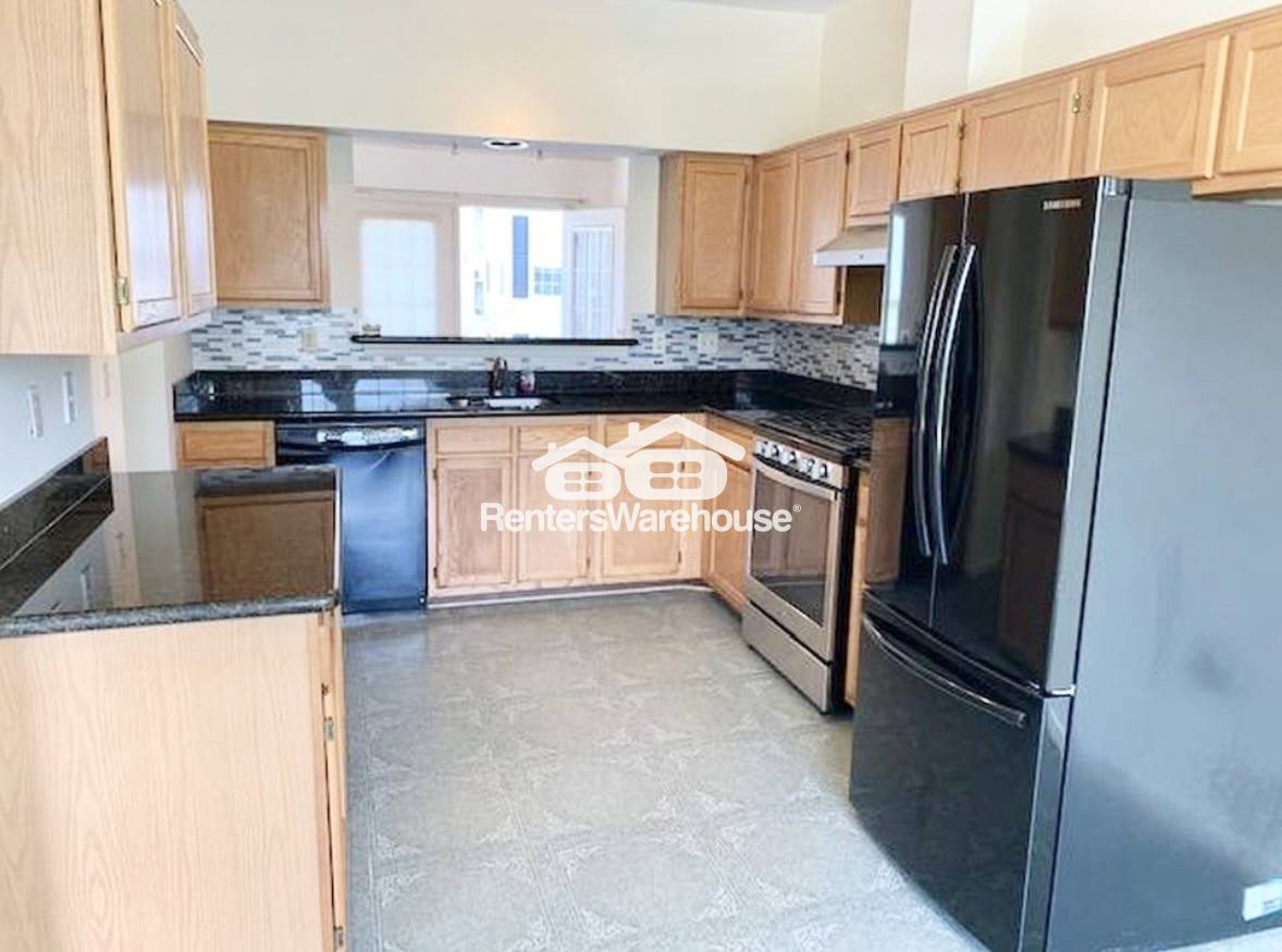 Building Photo - 1404 Jedforest Dr