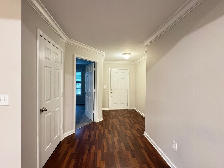 Building Photo - 205 Laramie Circle