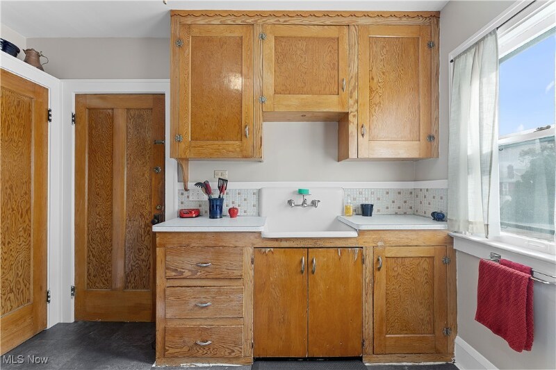 Building Photo - 3179 W 111th St