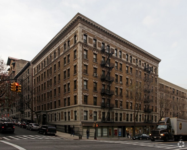 Morningside Heights Mixed Use Building 1241 Amsterdam Ave New York