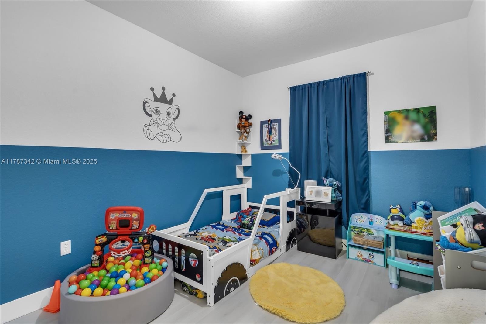 Building Photo - 3327 W 106th Ter
