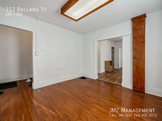 Building Photo - 312 Ballard St