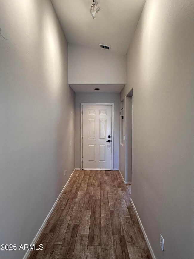 Building Photo - 5418 W Jessica Ln