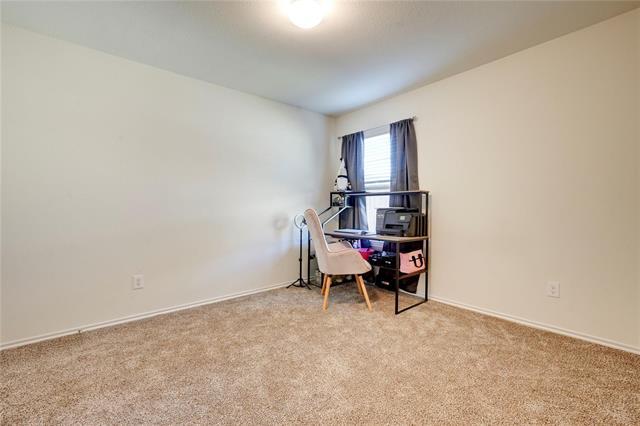 Building Photo - 830 Rustic Way