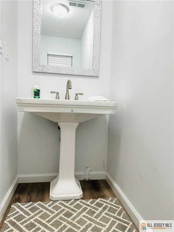 Building Photo - 16 Gerard Pl