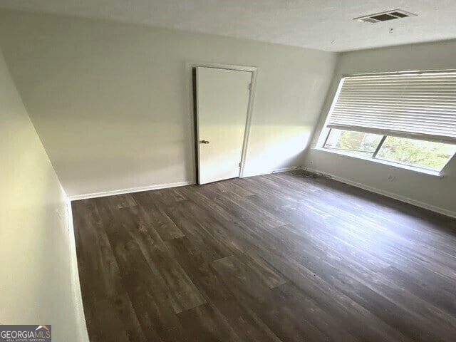 Building Photo - 222 Peartree Ln
