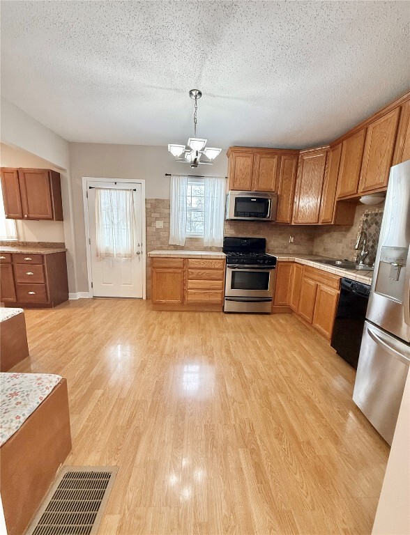 Building Photo - 4210 Jessie St