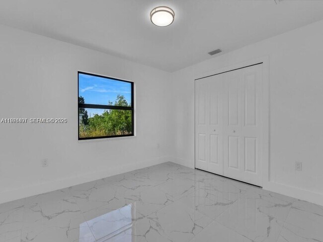 Building Photo - 5117 24th St SW