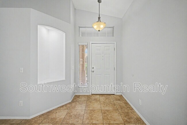 Building Photo - 649 S Banning