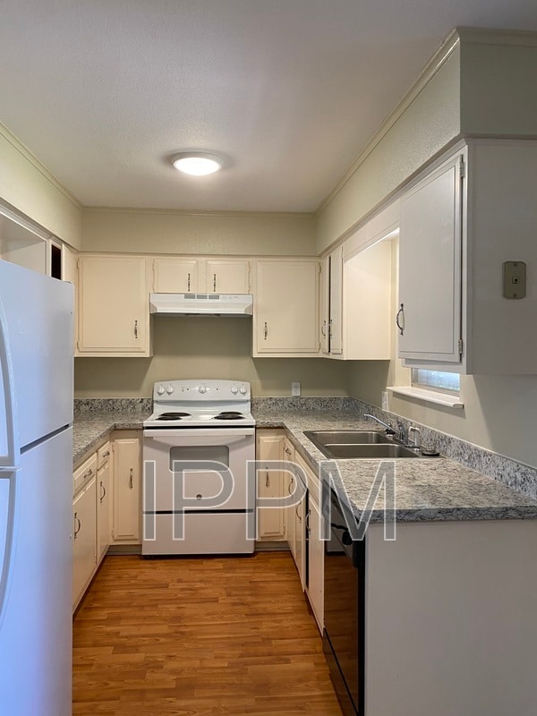 Building Photo - 5642 Byron Nelson Dr