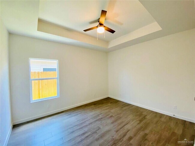 Building Photo - 19 Marcela Dr