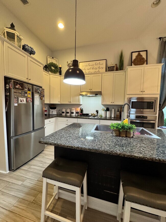 Building Photo - 55 Cortona Ln