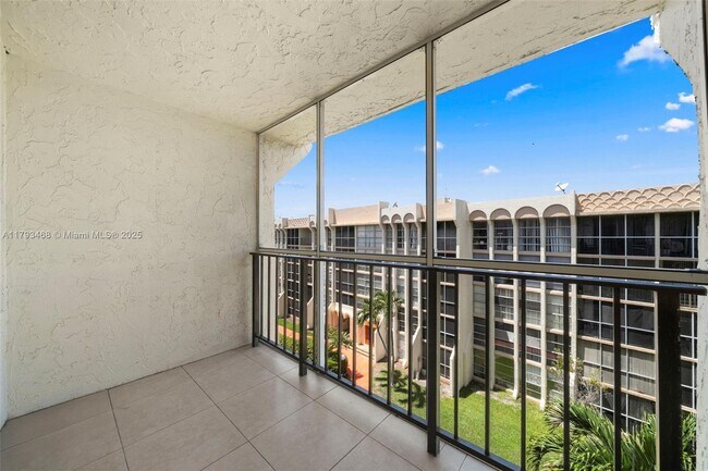 Building Photo - 851 Three Islands Boulevard