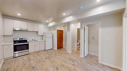 Building Photo - 1 BR + Bouns Room / 1BA in Outer Richmond.