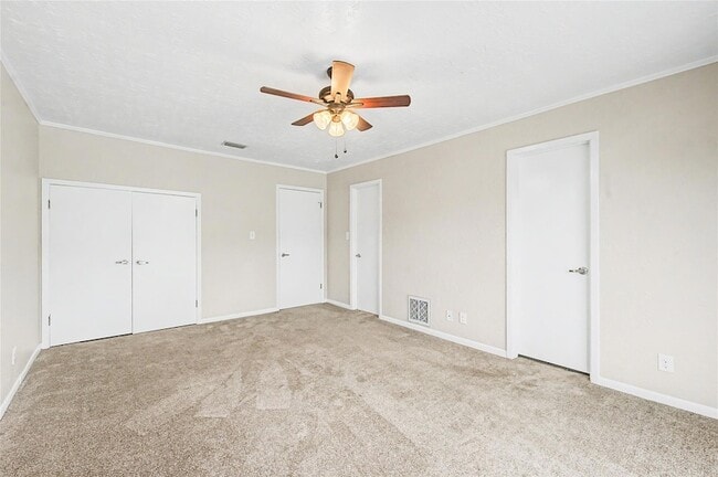 Building Photo - 41 Cypress Fairway Village