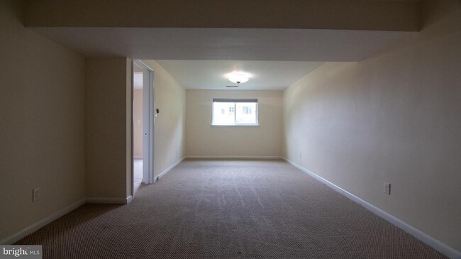 Building Photo - 5101 Benton Ave