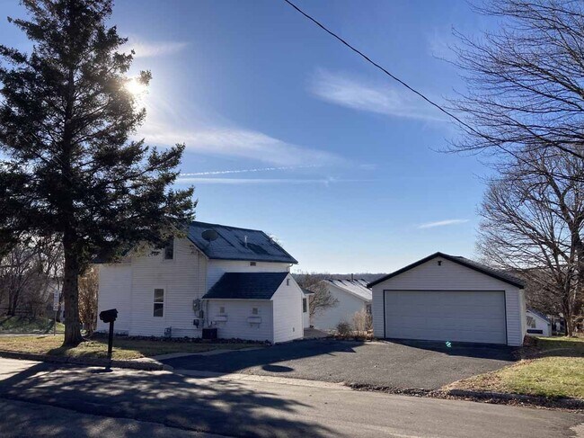 Building Photo - Contract for Deed like a Rent to Own!