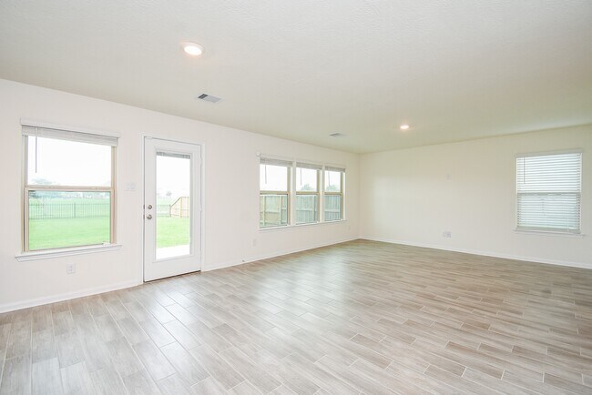 Building Photo - 4930 Lucky Fawn Ln
