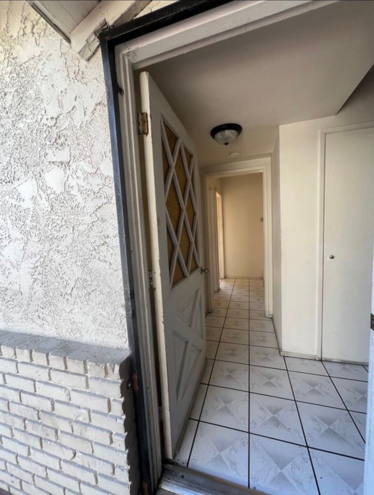 Building Photo - 10063 Faywood St