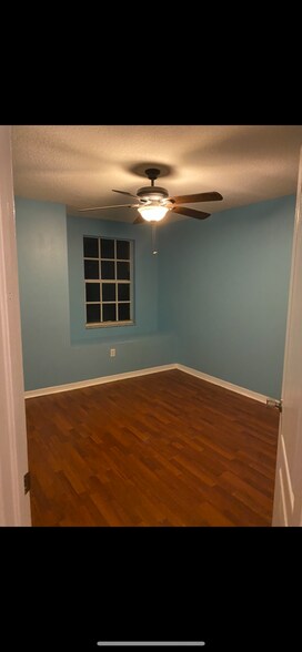 Building Photo - 12828 Kings Lake Dr