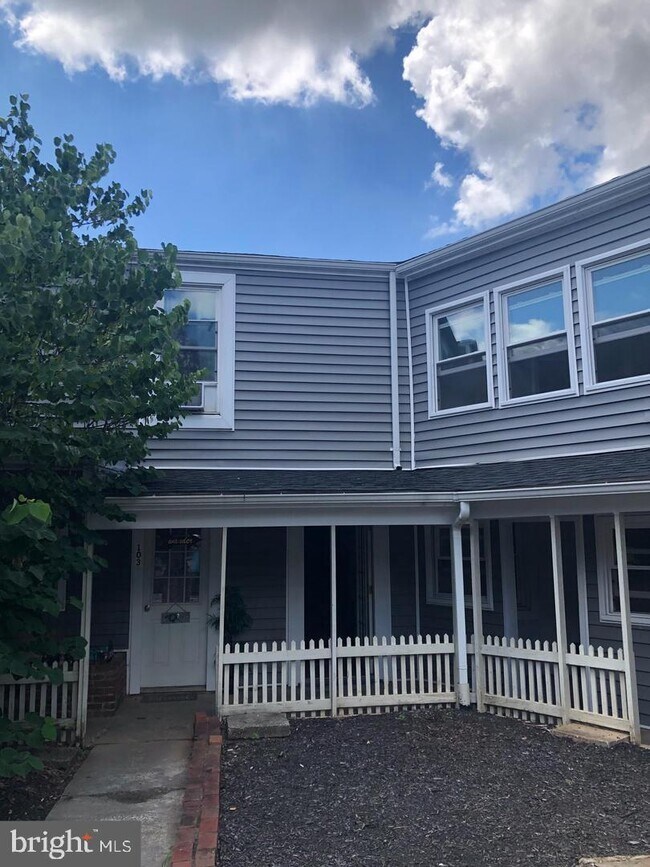 202 S Samuel St 202 S Samuel St Charles Town WV 25414 Apartment Finder