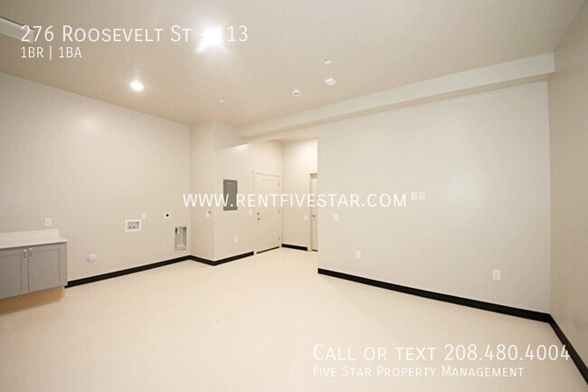 Building Photo - 276 Roosevelt St