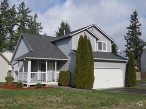Building Photo - Beautiful 3 Bedroom, 2.5 Bathroom Home on ...