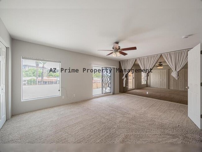 Building Photo - 4922 N 42nd Way