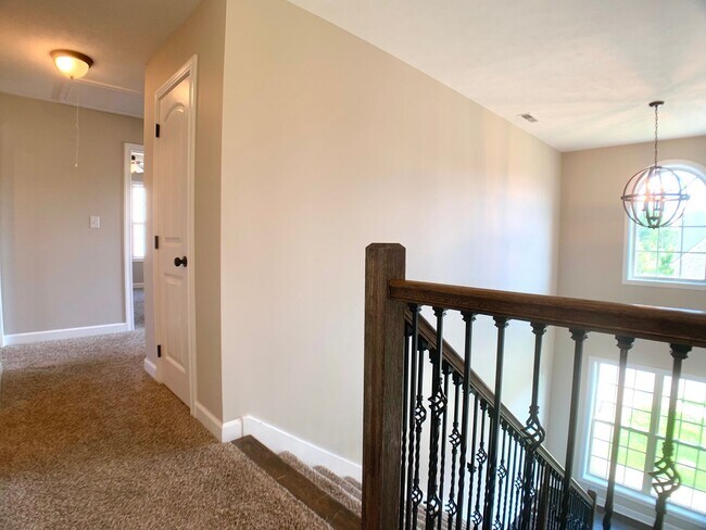 Building Photo - 1734 Ellie Piper Cir