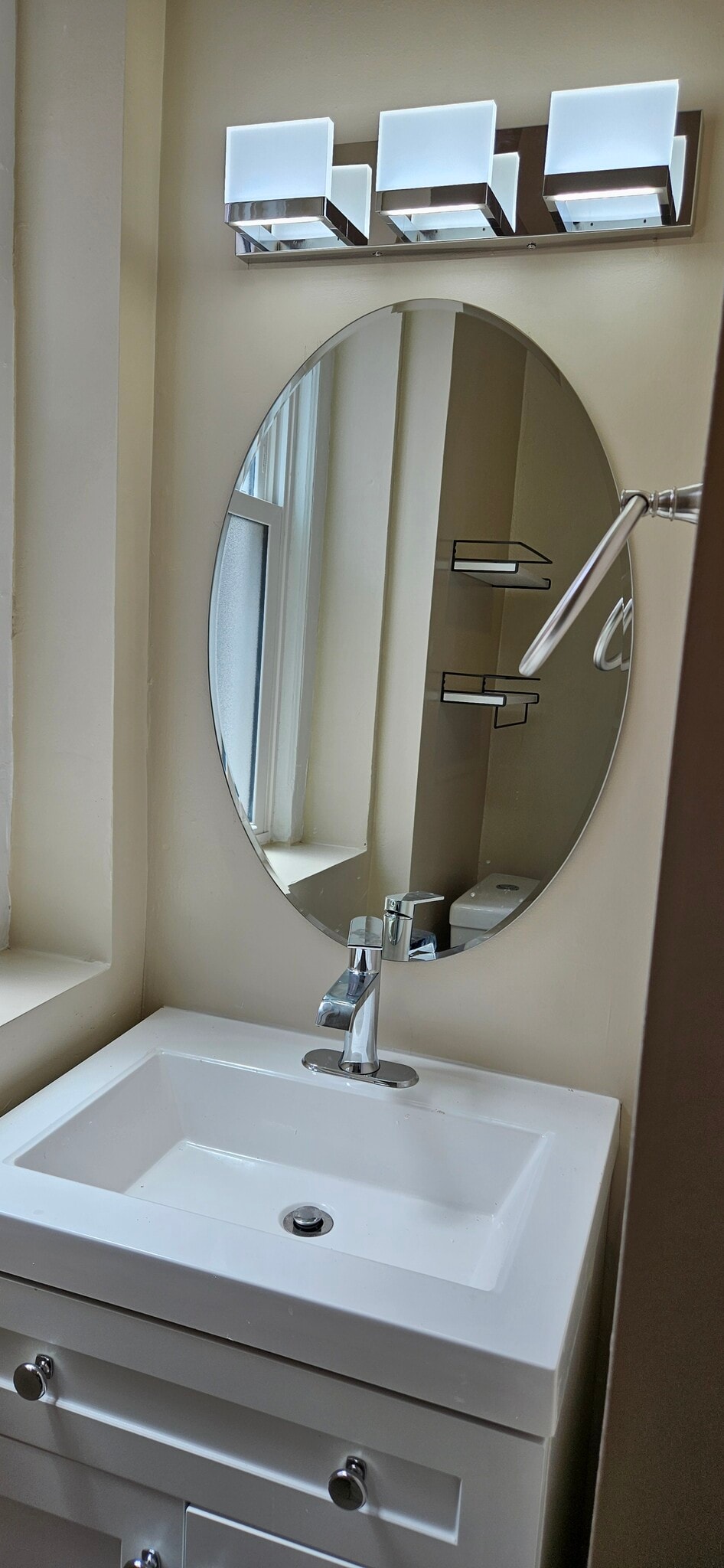 Building Photo - 2016 1st St NW