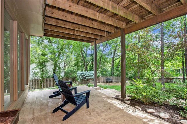 Building Photo - 13900 W 54th Terrace