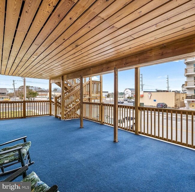 Building Photo - 17 143rd St